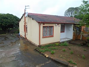 2 Bed Townhouse in Trenance Manor