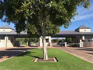3 Bed House in Atlantic Beach Golf Estate
