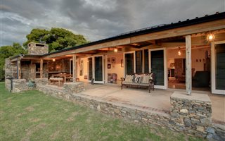 4 Bedroom House in Hoekwil