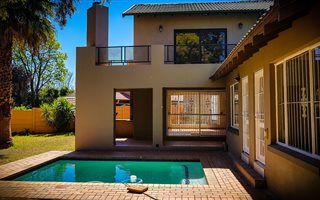 3 Bedroom House in Weltevreden Park