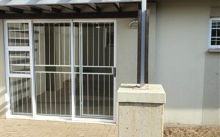 3 Bedroom Townhouse in Highveld Park