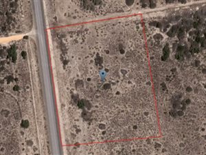 2.5 ha Land available in Long Acres