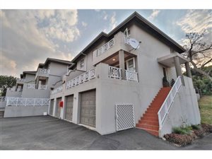 3 Bed Duplex in Kloof