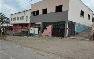 Commercial space in Clare Estate