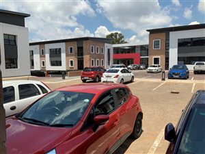 146 m² Office Space in Honeydew