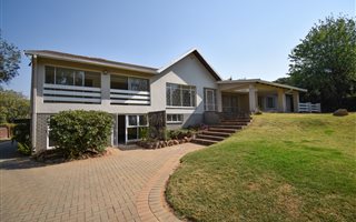3 Bedroom House in Bryanston