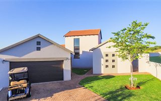 4 Bedroom House in Seasons Lifestyle Estate