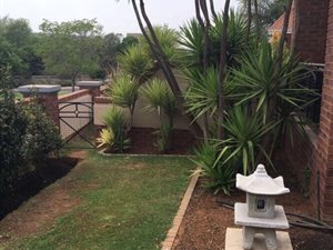 3 Bed Townhouse in Pretorius Park