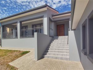 3 Bed House in Seemeeu Park
