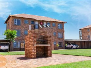 2 Bed Apartment in Montana Gardens