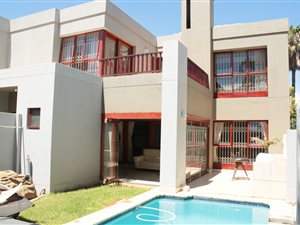3 Bed Cluster in Oriel