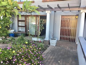 3 Bed Townhouse in Durbanville Central
