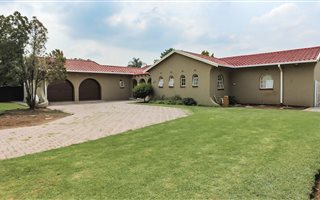3 Bedroom House in Brackenhurst
