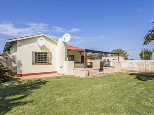 3 Bedroom House in Westonaria