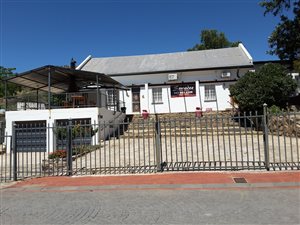 6 Bed House in Colesberg