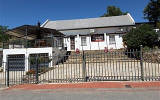 6 Bedroom House in Colesberg
