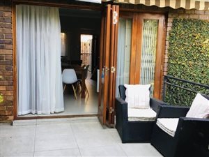2 Bed Simplex in Waterkloof Heights