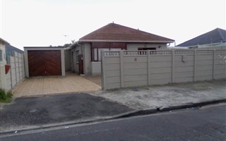 4 Bedroom House in Lansdowne