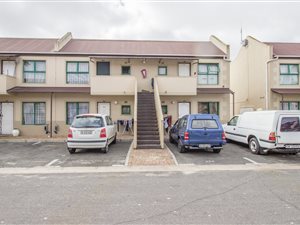 2 Bed Apartment in Tableview