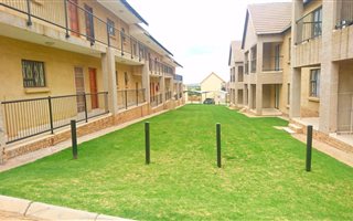 1 Bedroom Apartment in Doringkruin