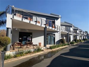 80 m² Office Space in Randpark Ridge