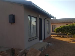 2 Bed House in Soshanguve