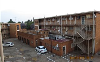 2 Bedroom Flat in Vanderbijlpark CE
