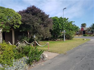 3 Bed House in Gouritsmond
