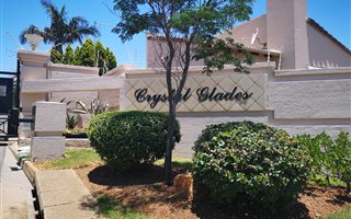 3 Bedroom Cluster in Radiokop
