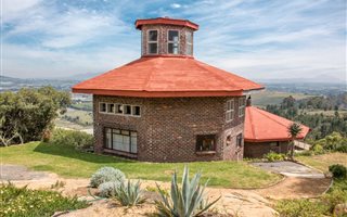 25 ha Farm in Paarl