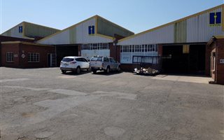 298 m² Commercial space in Mkondeni