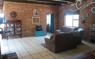 3 Bedroom House in Summerpride