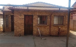 3 Bedroom House in Jan Niemand Park
