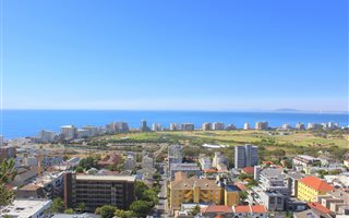 3 Bedroom Apartment in Green Point