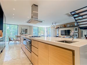 Apartment in Braamfontein Werf