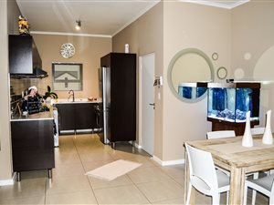 2 Bed Apartment in Greenstone Ridge