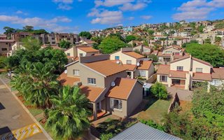 3 Bedroom Townhouse in Cashan