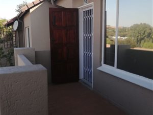 2 Bed Apartment in Newlands