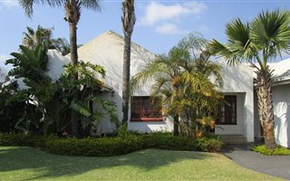 6 Bedroom House in Queenswood