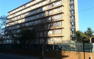 2 Bedroom Apartment in Berea