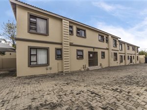 2 Bed Apartment in Franklin Roosevelt Park