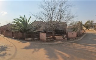3 Bedroom House in Jouberton