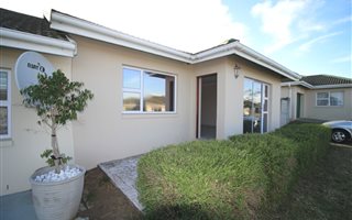 2 Bedroom Townhouse in Cambridge West