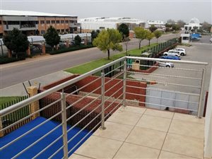 758 m² Industrial space in Halfway House