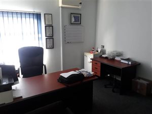 190 m² Commercial space in Durban North