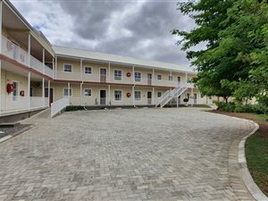 1 Bed Flat in Oudtshoorn Central