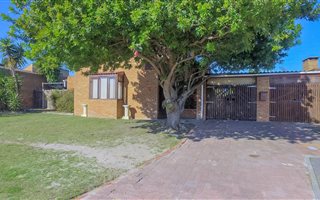 3 Bedroom House in Tableview