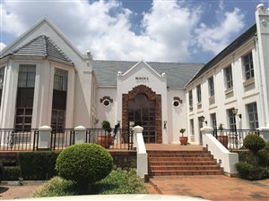 327 m² Commercial space in Parktown