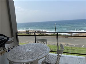 2 Bed Apartment in Uvongo