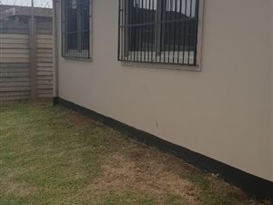 2 Bedroom Flat in Sea View